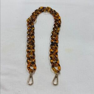 Stylish Tortoiseshell Chain Strap.